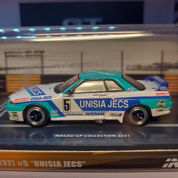 NISSAN SKYLINE GTR R32...