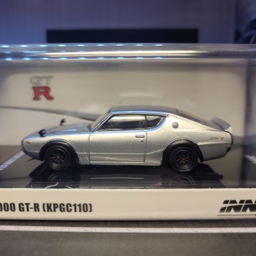NISSAN SKYLINE 2000 GTR...