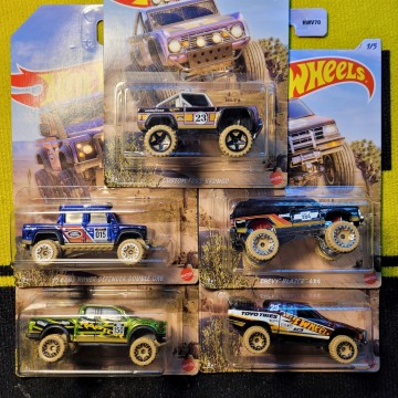 OFF ROAD HOT WHEELS SILVER...