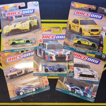 RACE DAY SERIE COMPLETA HOT...