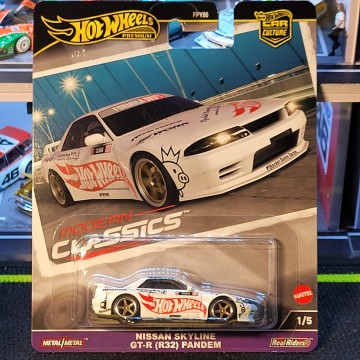 NISSAN SKYLINE GTR R32...