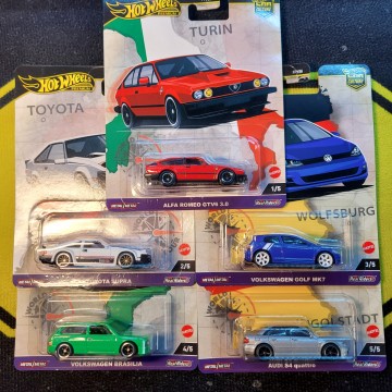 WORLD TOUR HOT WHEELS...