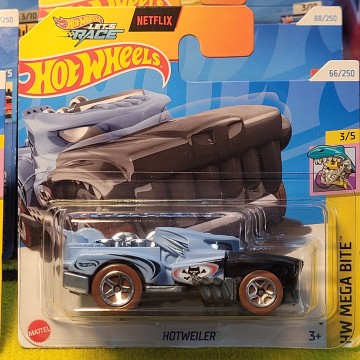 SPEED BUMP HOT WHEELS