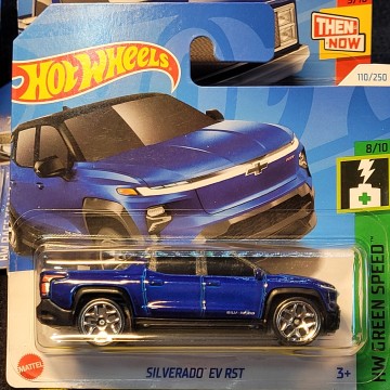 SILVERADO EV RST HOT WHEELS