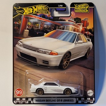 NISSAN SKYLINE GTR BNR32...