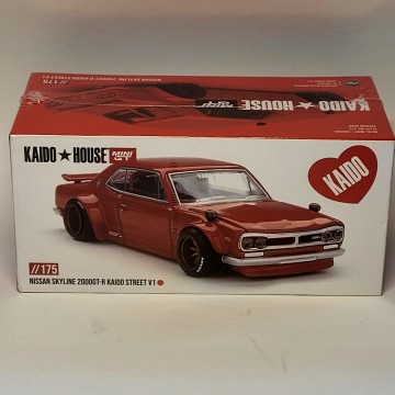 NISSAN SKYLINE 2000 GTR...